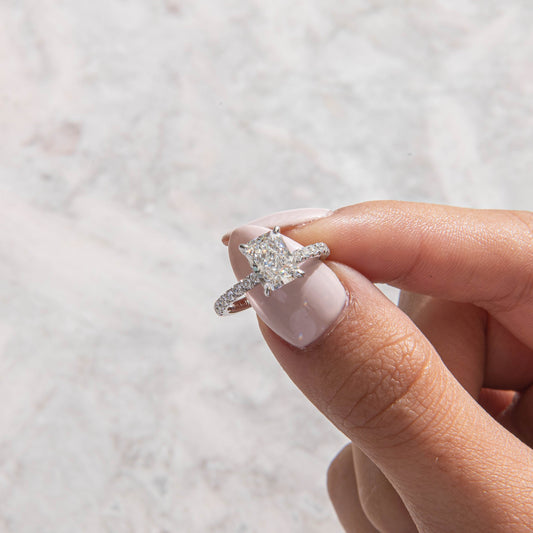 Solitaire-Oval Lab Grown Diamond Engagement Ring