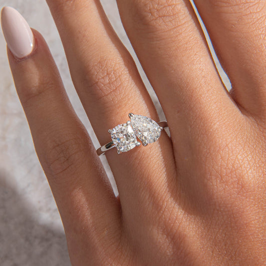 Solitaire-Oval Lab Grown Diamond Engagement Ring