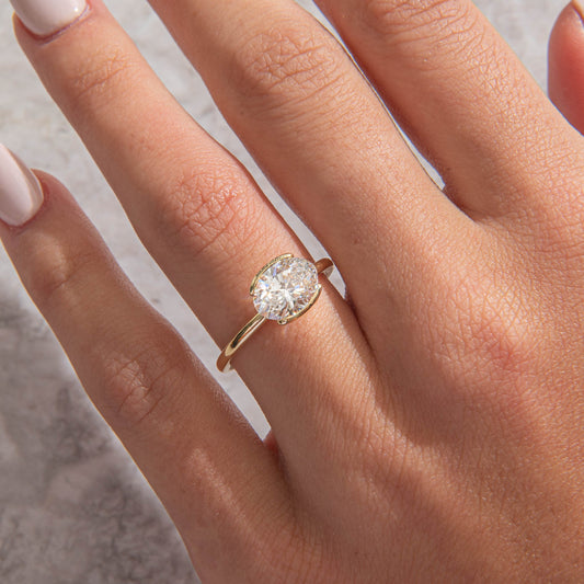 Solitaire-Oval Lab Grown Diamond Engagement Ring