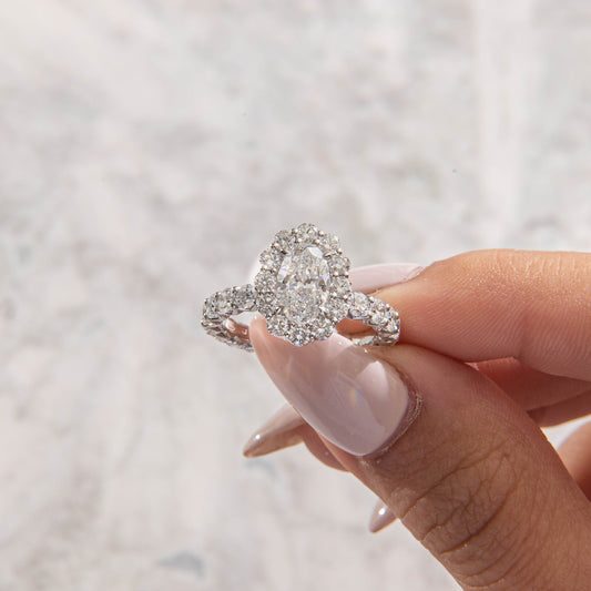 Solitaire-Oval Lab Grown Diamond Engagement Ring