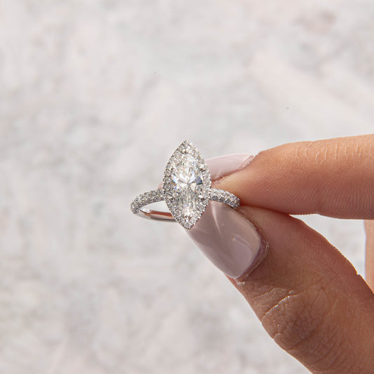 Solitaire-Oval Lab Grown Diamond Engagement Ring