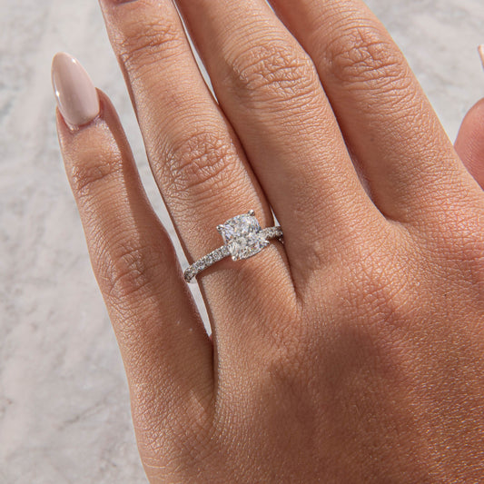 Solitaire-Oval Lab Grown Diamond Engagement Ring