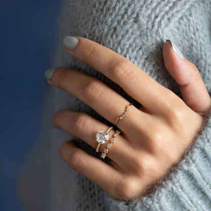 Solitaire-Oval Lab Grown Diamond Engagement Ring