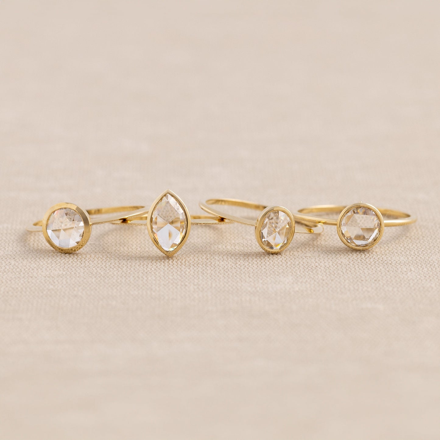 Bezel-Round Lab Grown Diamond Engagement Ring