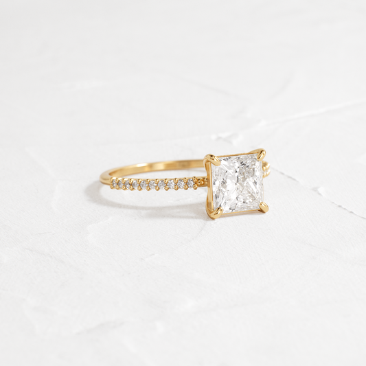 Solitaire-Oval Lab Grown Diamond Engagement Ring