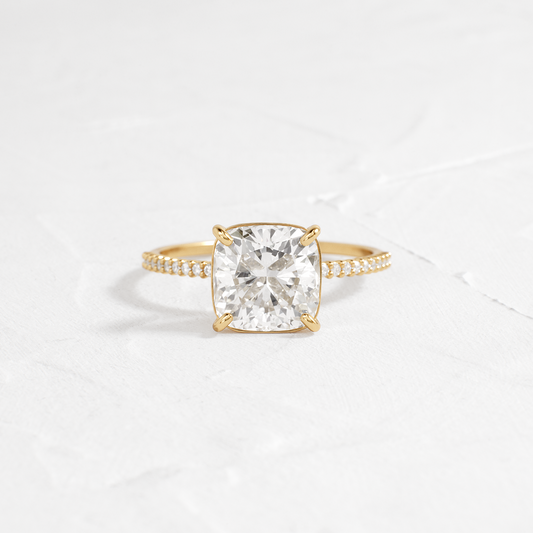 Solitaire-Oval Lab Grown Diamond Engagement Ring
