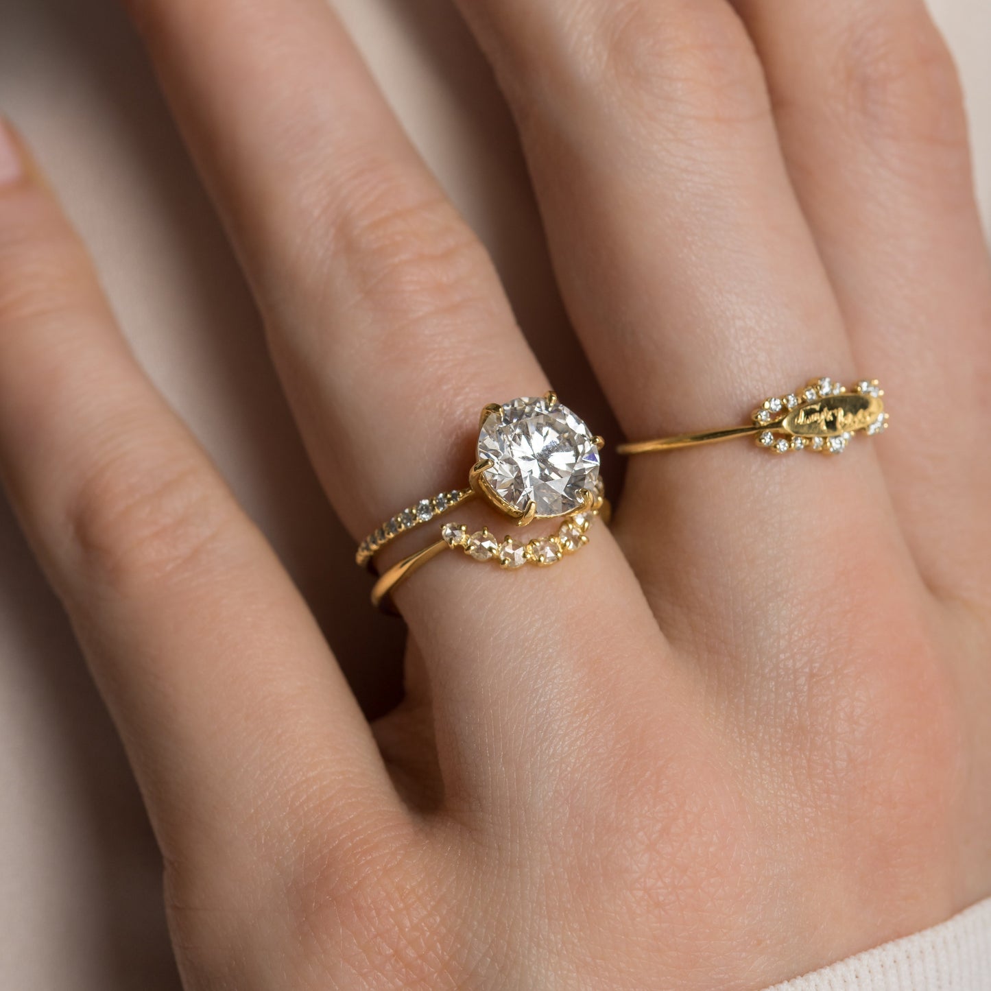 Solitaire-Oval Lab Grown Diamond Engagement Ring