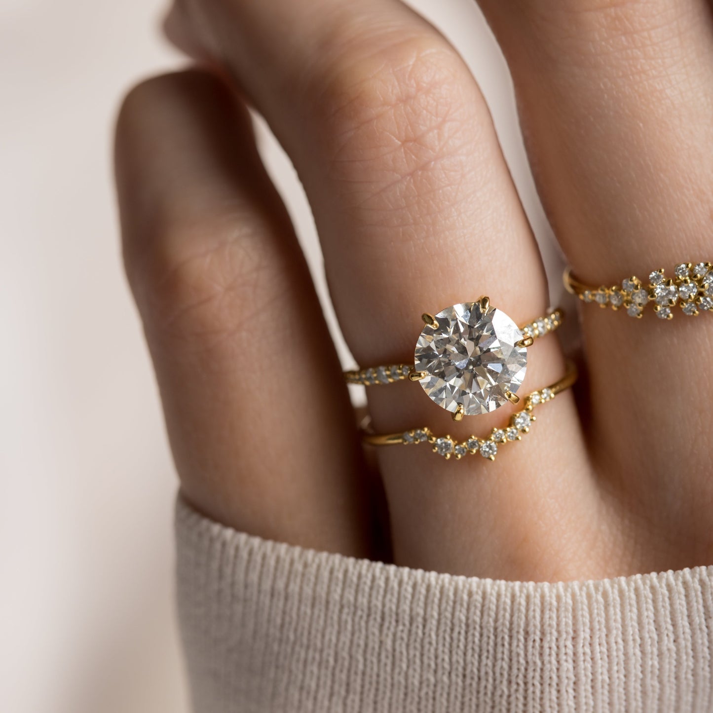 Solitaire-Oval Lab Grown Diamond Engagement Ring