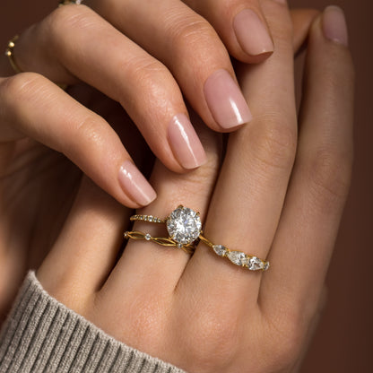 Solitaire-Oval Lab Grown Diamond Engagement Ring
