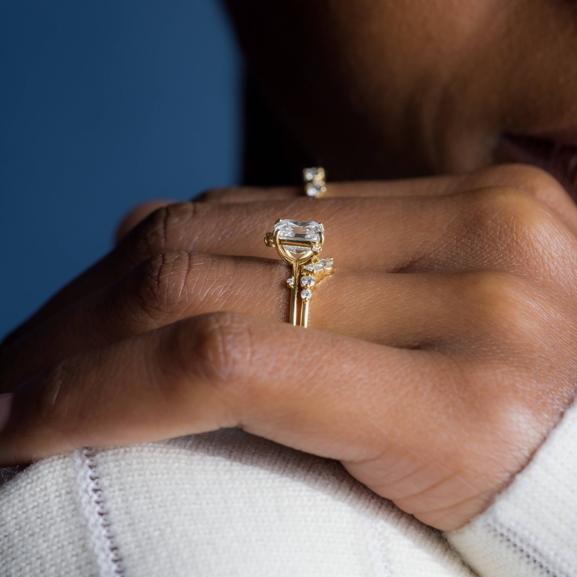 Solitaire-Oval Lab Grown Diamond Engagement Ring