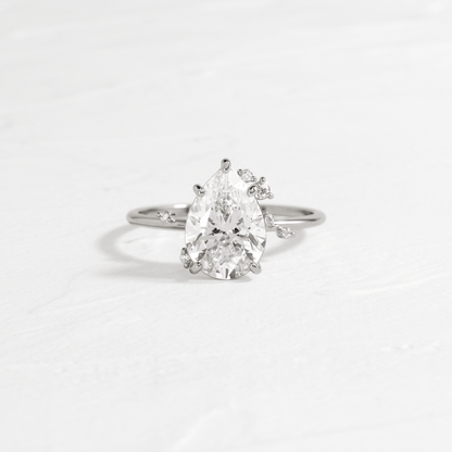 Solitaire-Oval Lab Grown Diamond Engagement Ring