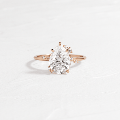 Solitaire-Oval Lab Grown Diamond Engagement Ring