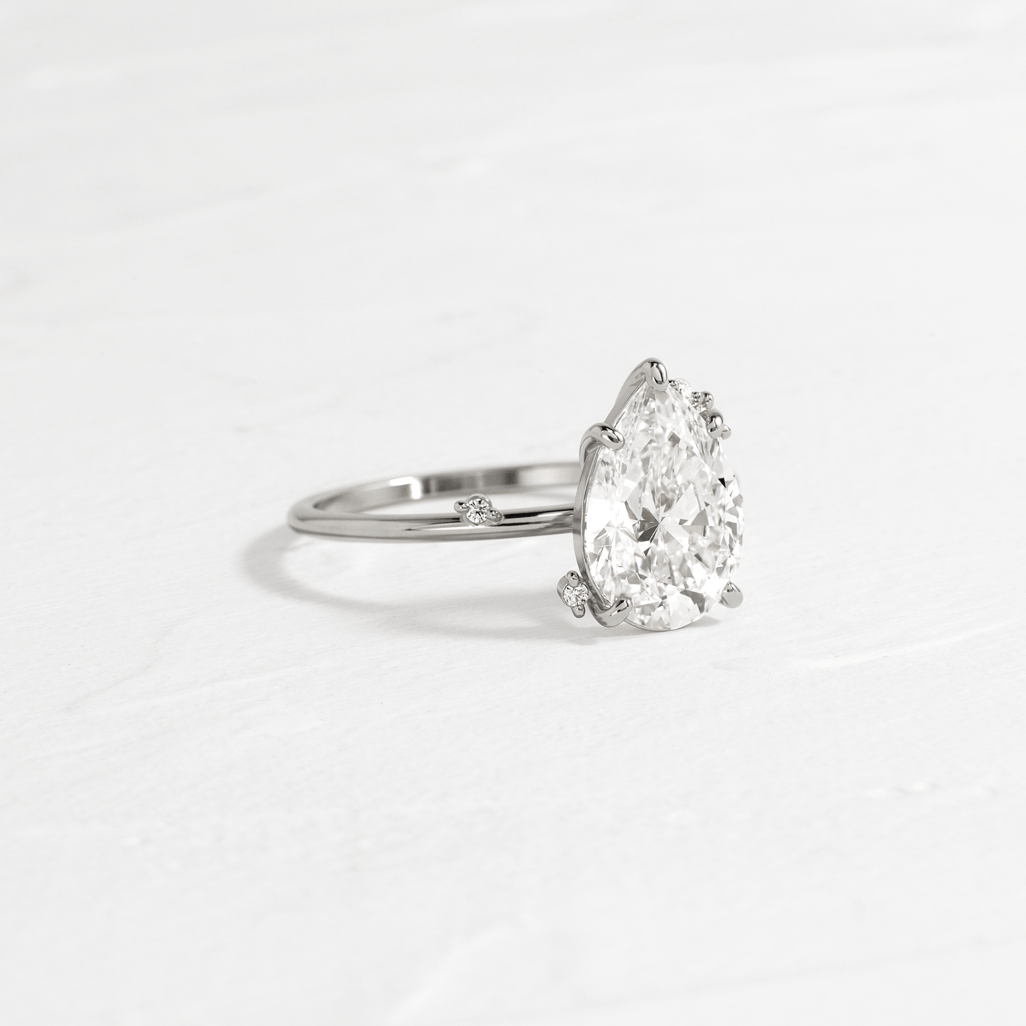 Solitaire-Oval Lab Grown Diamond Engagement Ring
