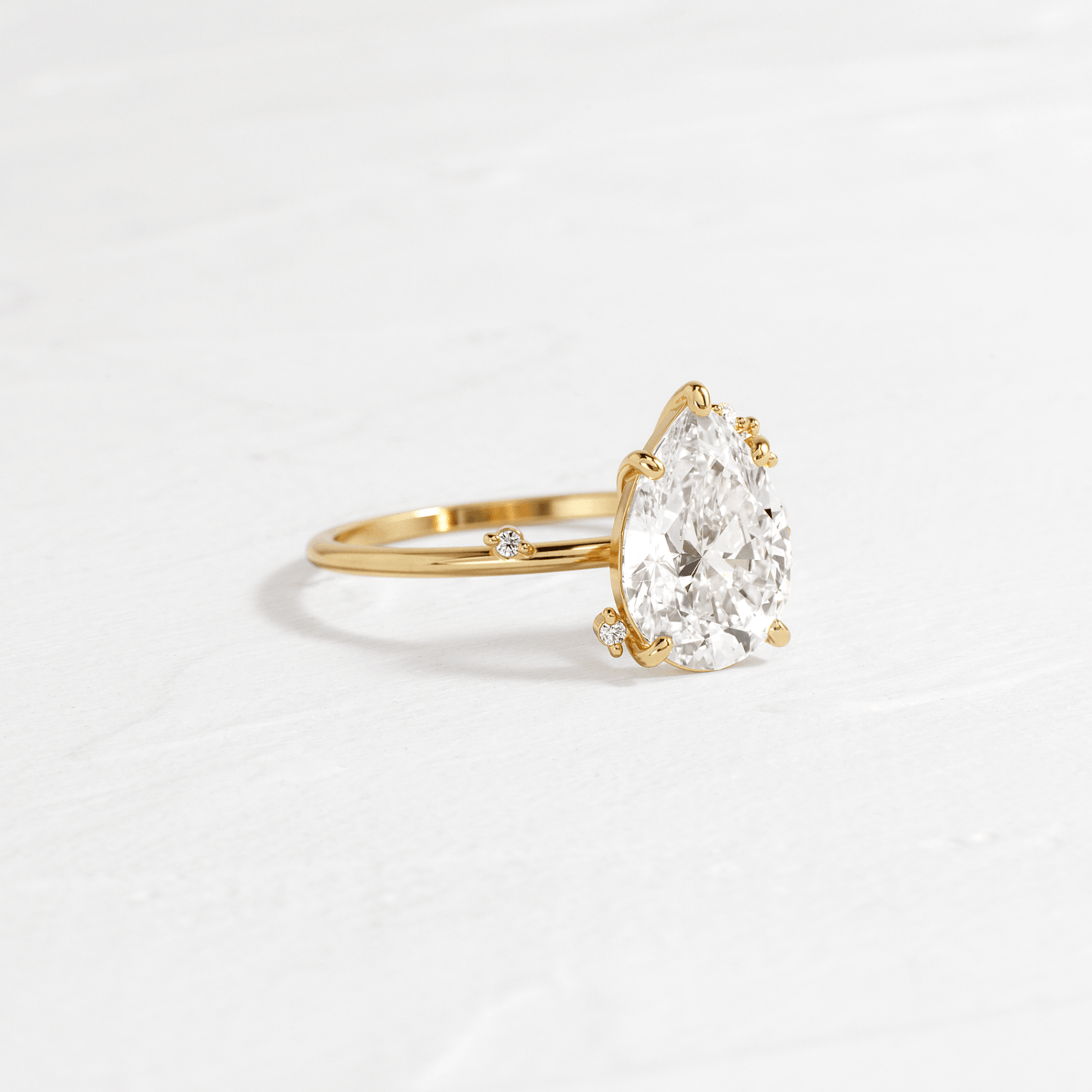Solitaire-Oval Lab Grown Diamond Engagement Ring