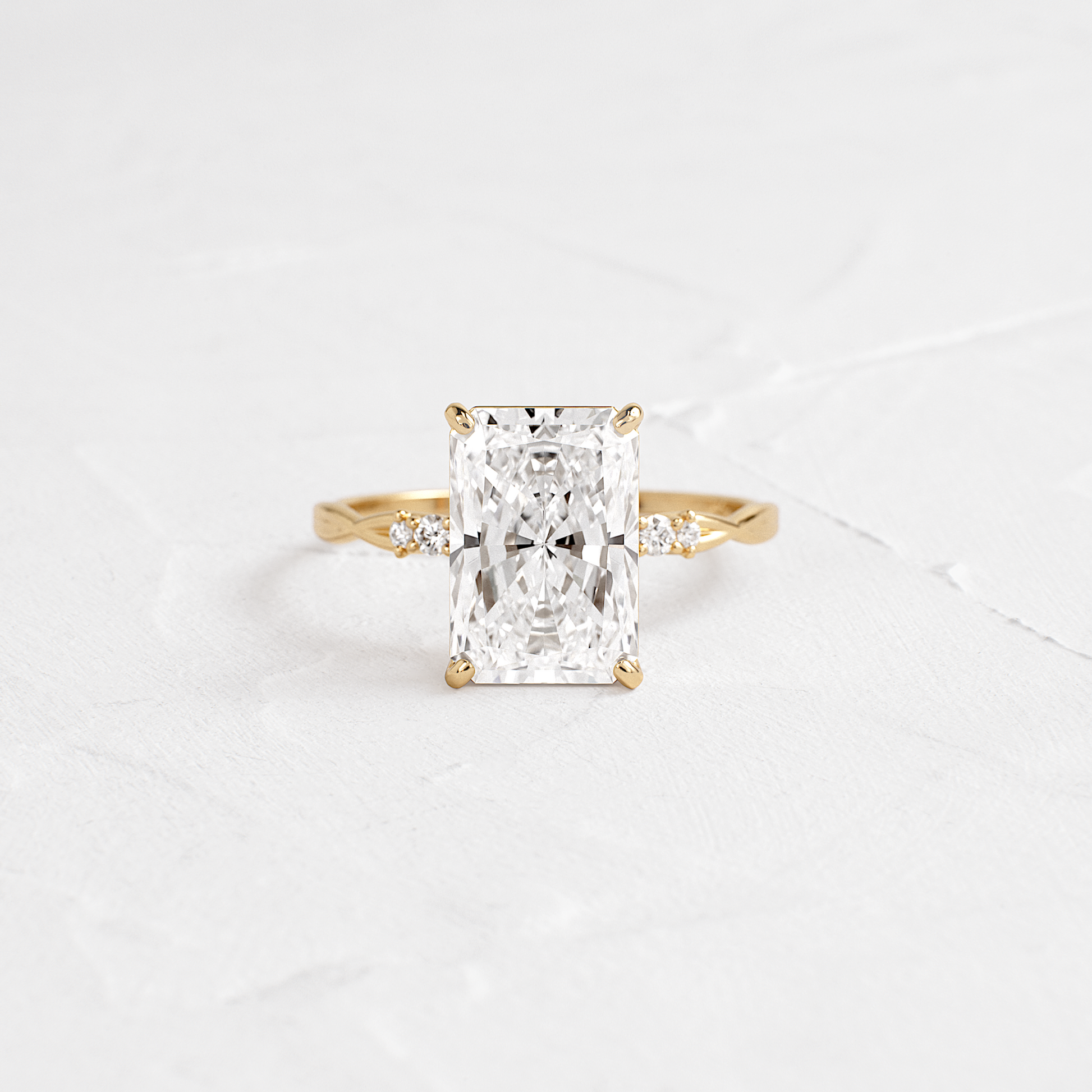 Solitaire-Oval Lab Grown Diamond Engagement Ring