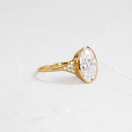 Solitaire-Oval Lab Grown Diamond Engagement Ring