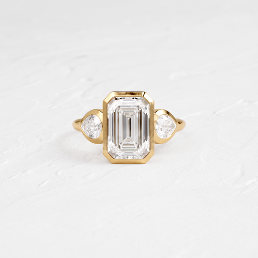 Solitaire-Oval Lab Grown Diamond Engagement Ring
