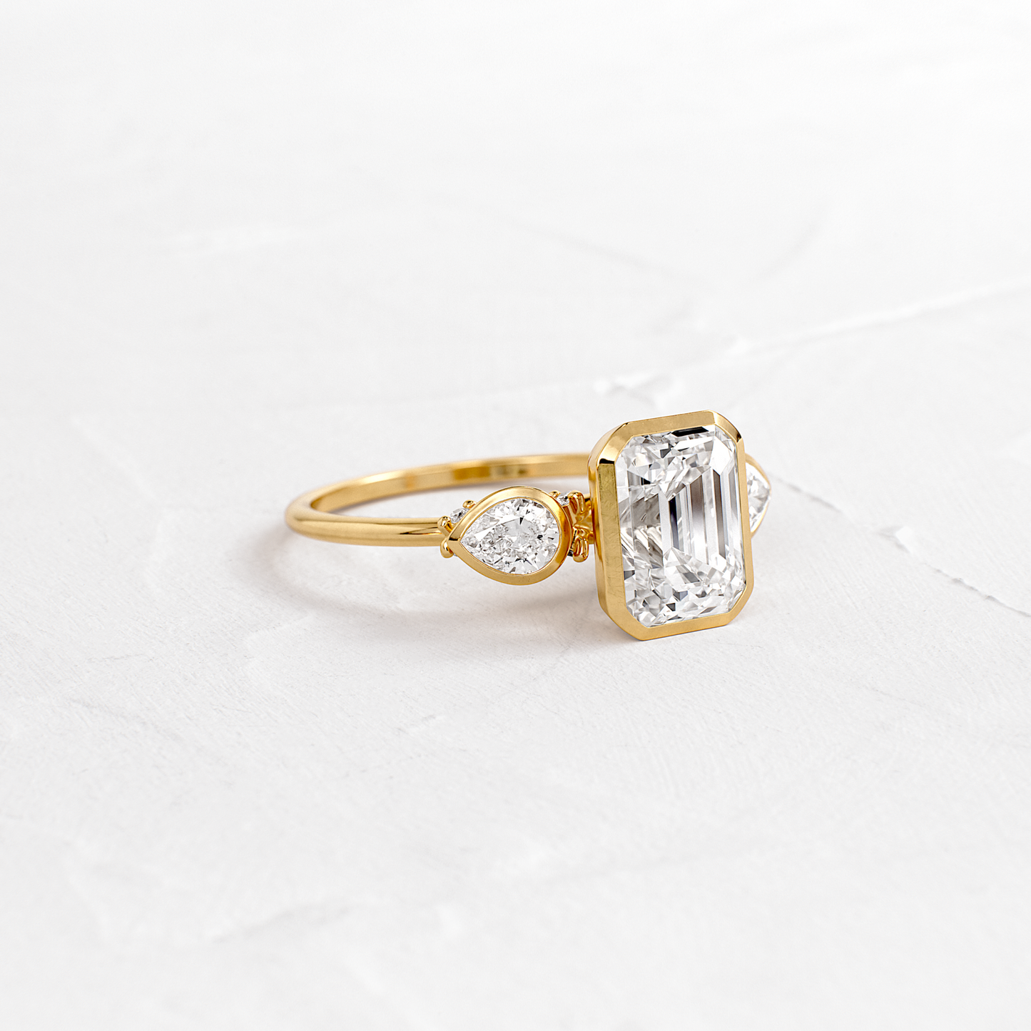 Solitaire-Oval Lab Grown Diamond Engagement Ring