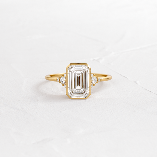 Solitaire-Oval Lab Grown Diamond Engagement Ring