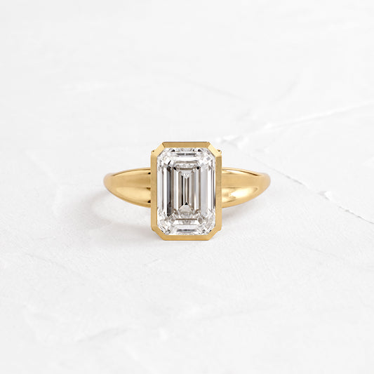 Solitaire-Oval Lab Grown Diamond Engagement Ring