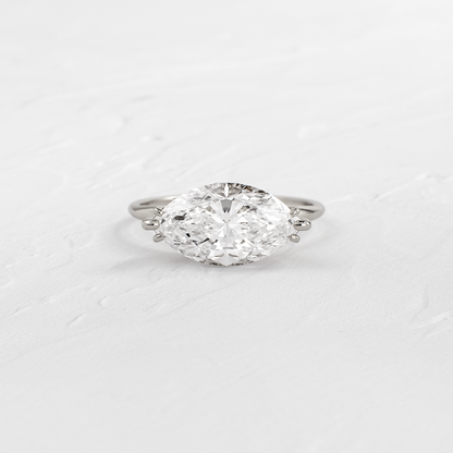 Solitaire-Oval Lab Grown Diamond Engagement Ring