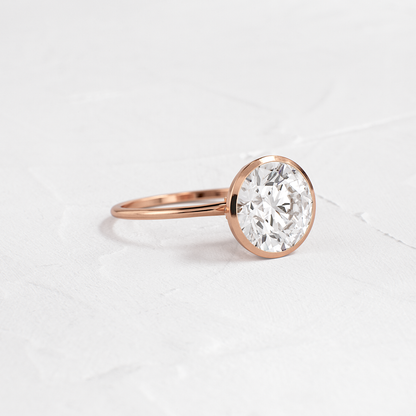 Solitaire-Oval Lab Grown Diamond Engagement Ring