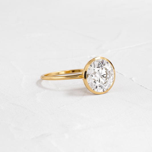 Solitaire-Oval Lab Grown Diamond Engagement Ring