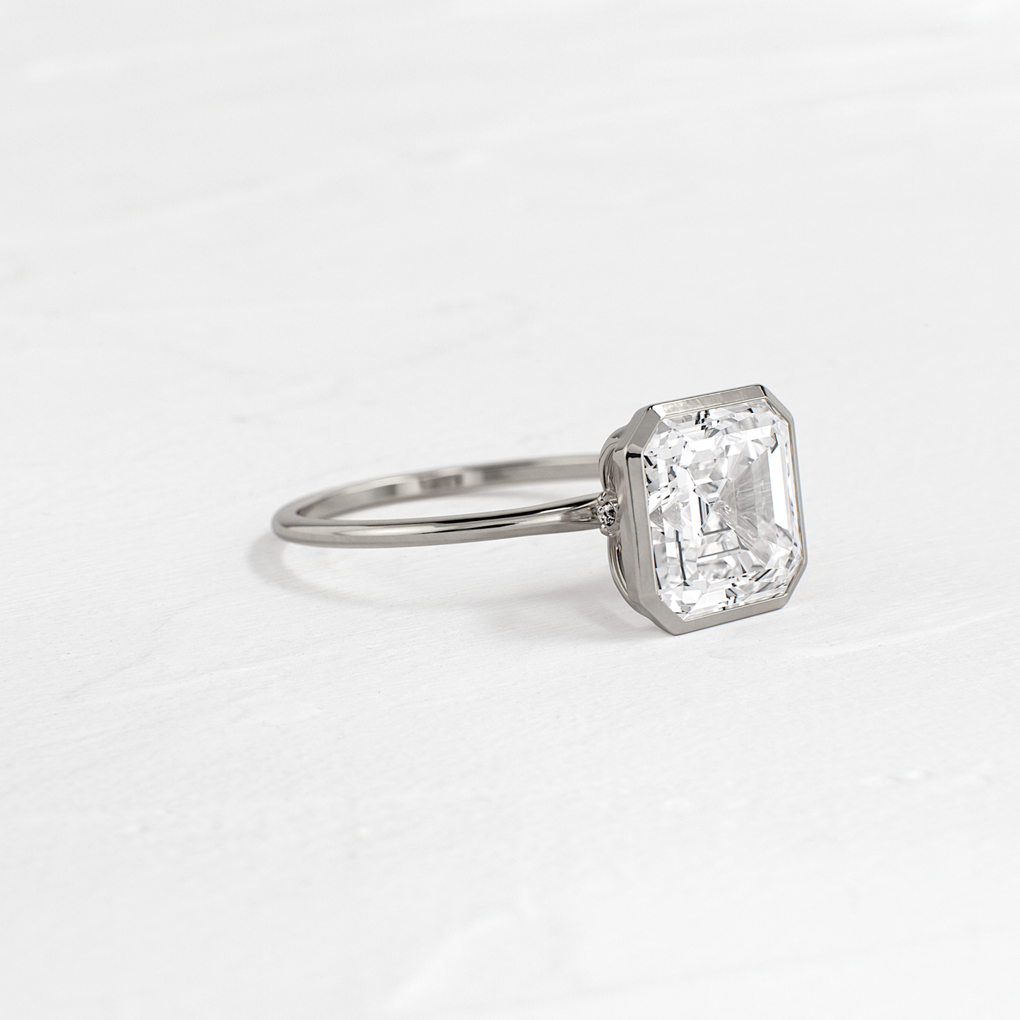 Solitaire-Oval Lab Grown Diamond Engagement Ring