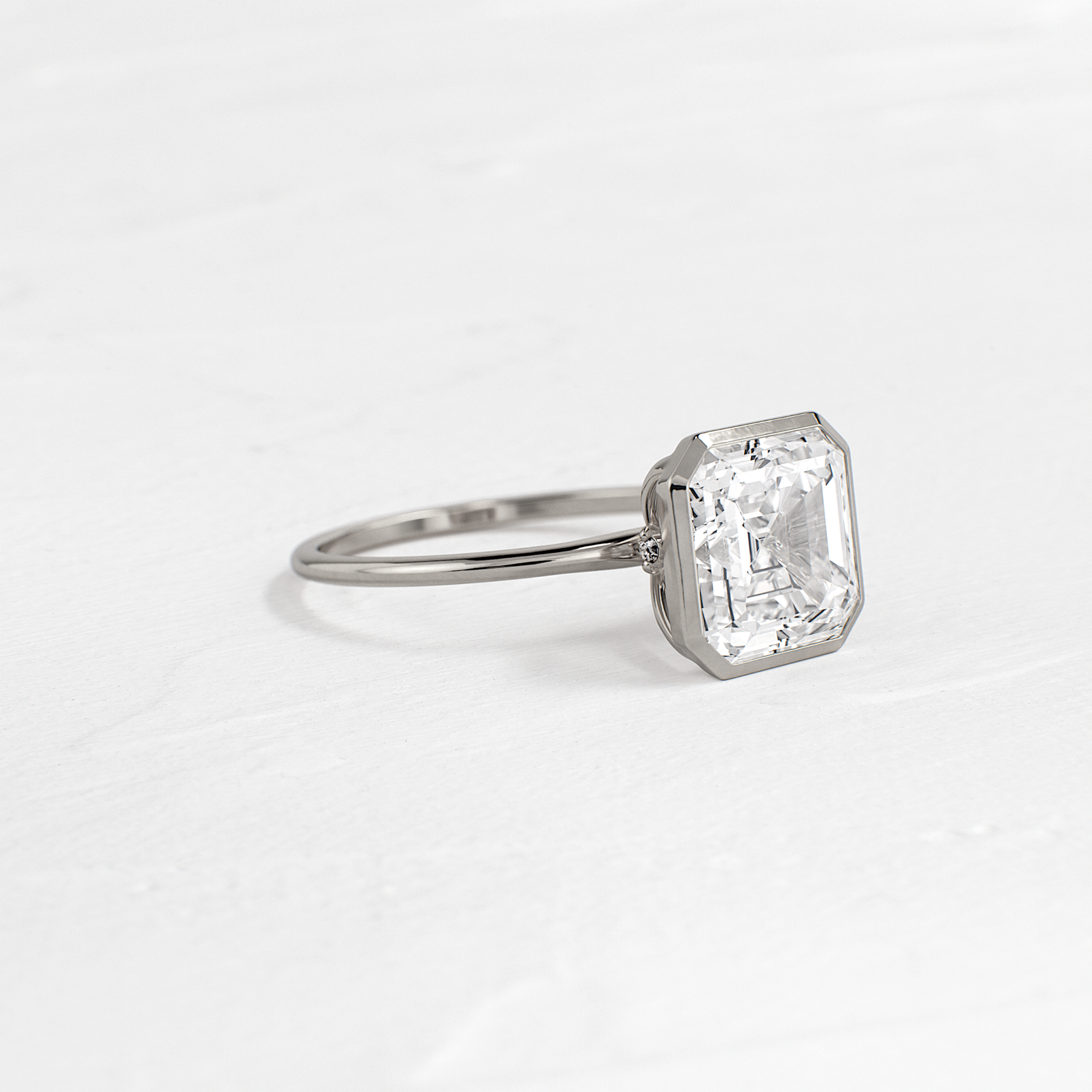 Solitaire-Oval Lab Grown Diamond Engagement Ring