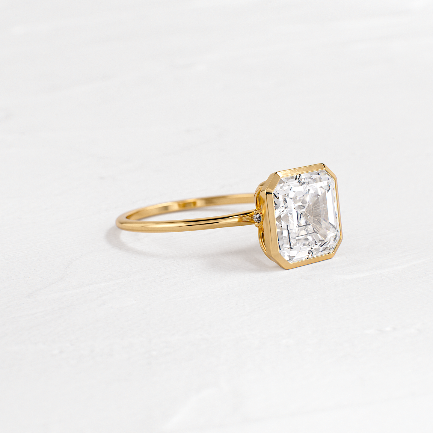 Solitaire-Oval Lab Grown Diamond Engagement Ring