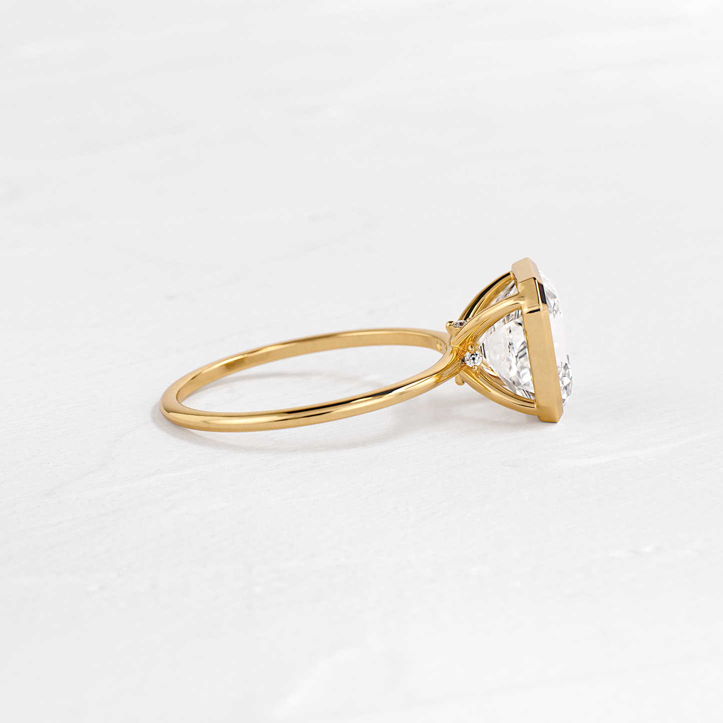 Solitaire-Oval Lab Grown Diamond Engagement Ring