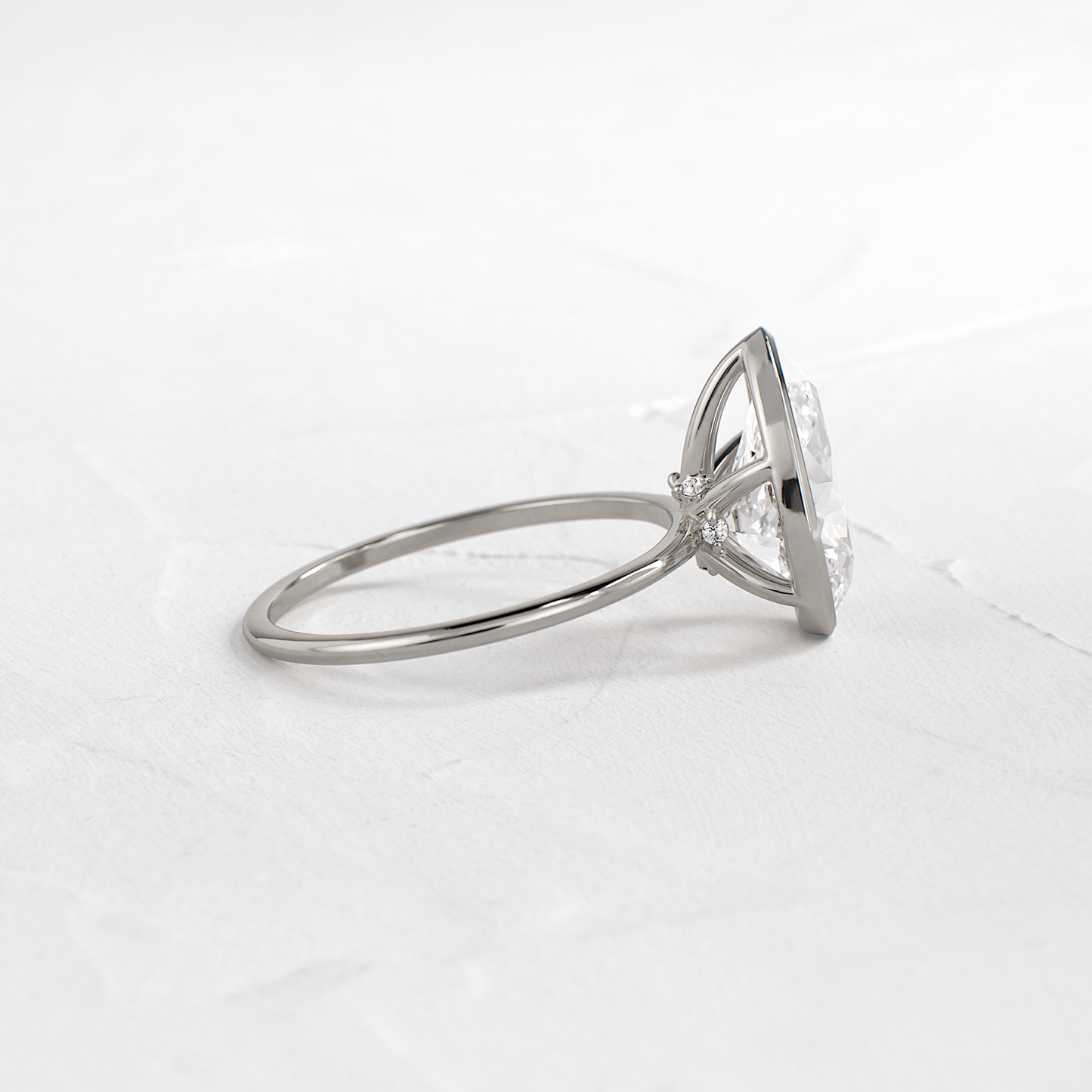 Solitaire-Oval Lab Grown Diamond Engagement Ring