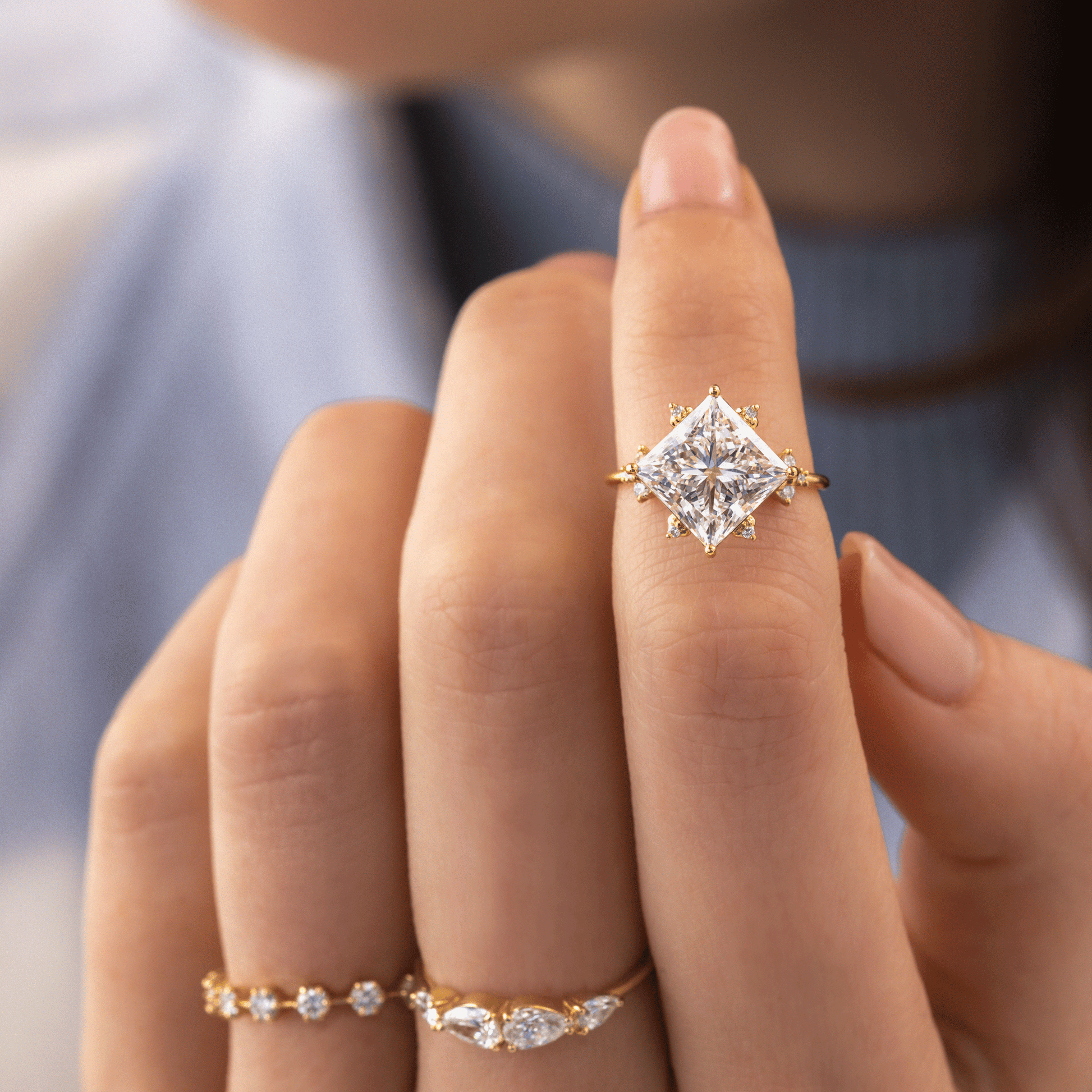 Solitaire-Oval Lab Grown Diamond Engagement Ring