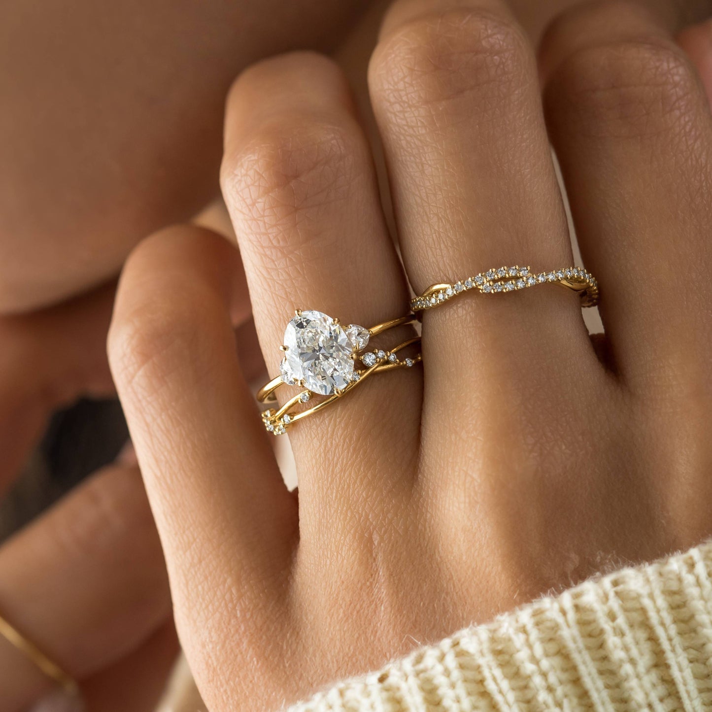 Solitaire-Oval Lab Grown Diamond Engagement Ring