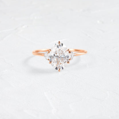 Solitaire-Oval Lab Grown Diamond Engagement Ring