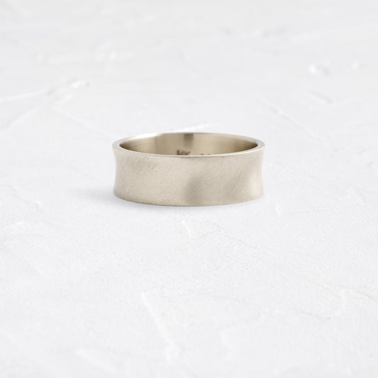 Classic- Men's Wedding Band