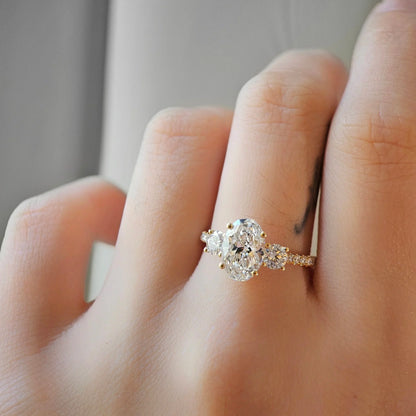 Hidden Halo-1.5 CT Round Lab Grown Diamond Engagement Ring