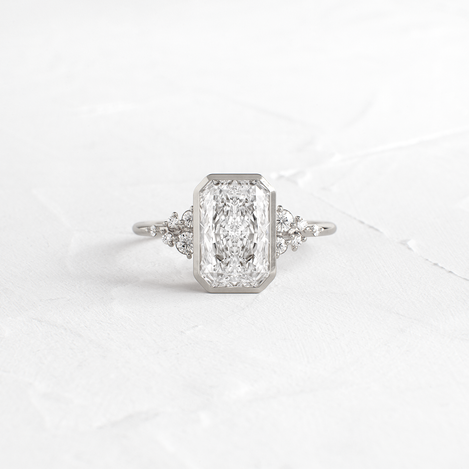 Solitaire-Oval Lab Grown Diamond Engagement Ring