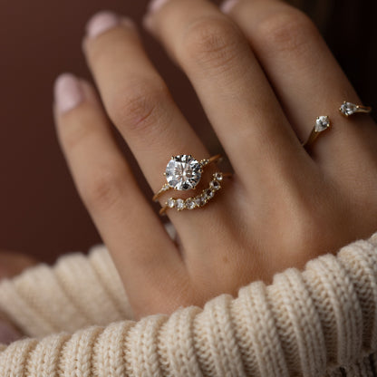 Solitaire-Oval Lab Grown Diamond Engagement Ring