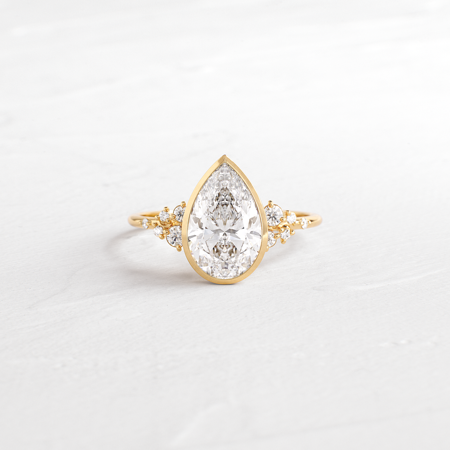 Solitaire-Oval Lab Grown Diamond Engagement Ring