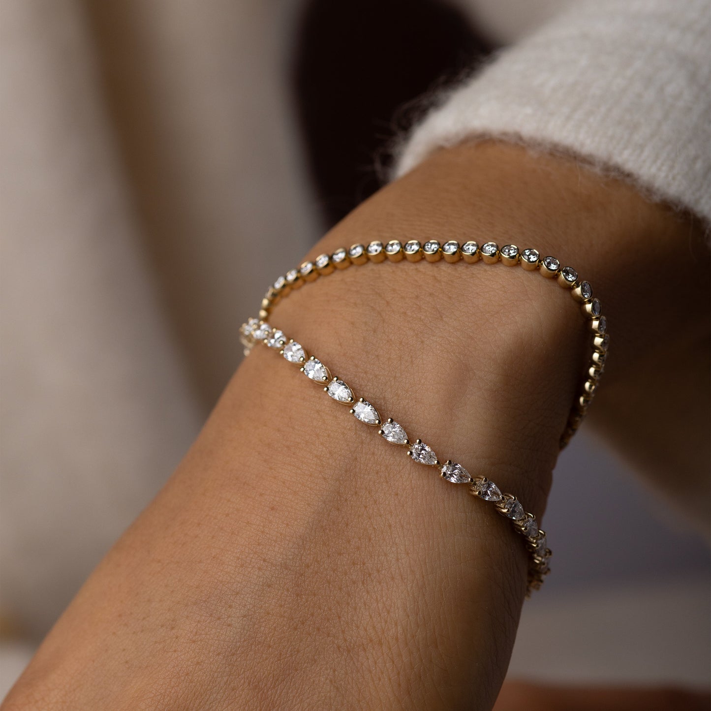 Solitaire Bezel-1.0 CT Oval Lab Grown Diamond Bracelets