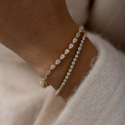 Solitaire Bezel-1.0 CT Oval Lab Grown Diamond Bracelets