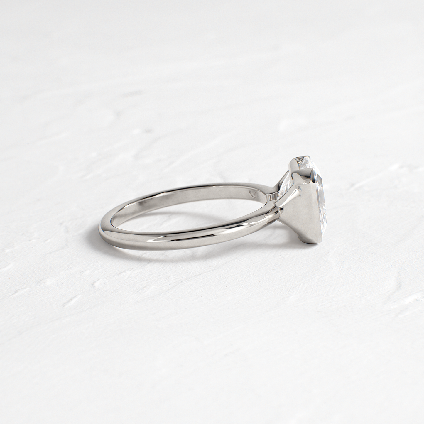 Solitaire-Oval Lab Grown Diamond Engagement Ring
