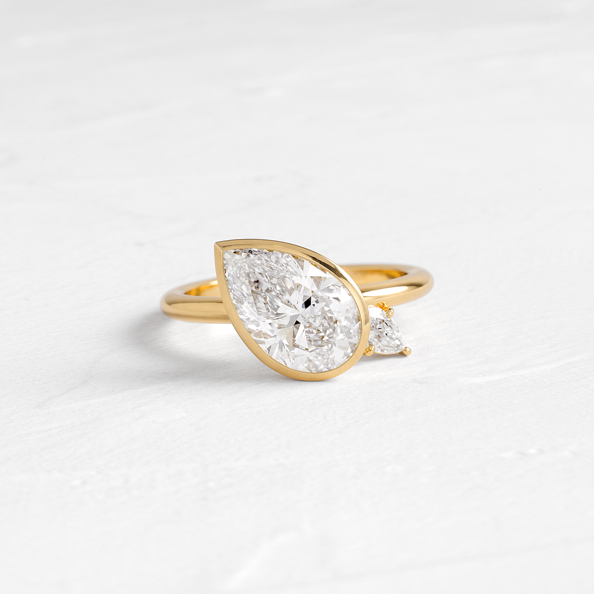 Bezel & Dainty Style-Pear Lab Grown Diamond Engagement Ring