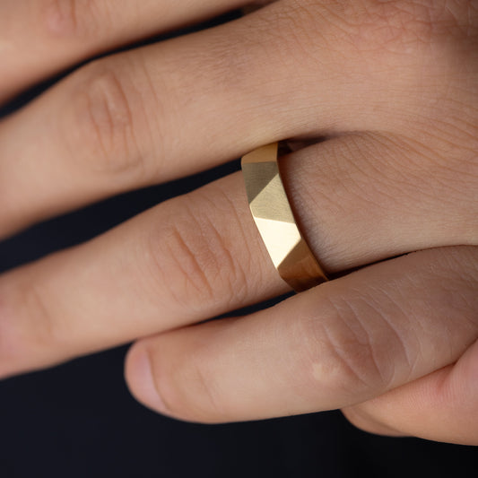 Classic- Men's Wedding Band