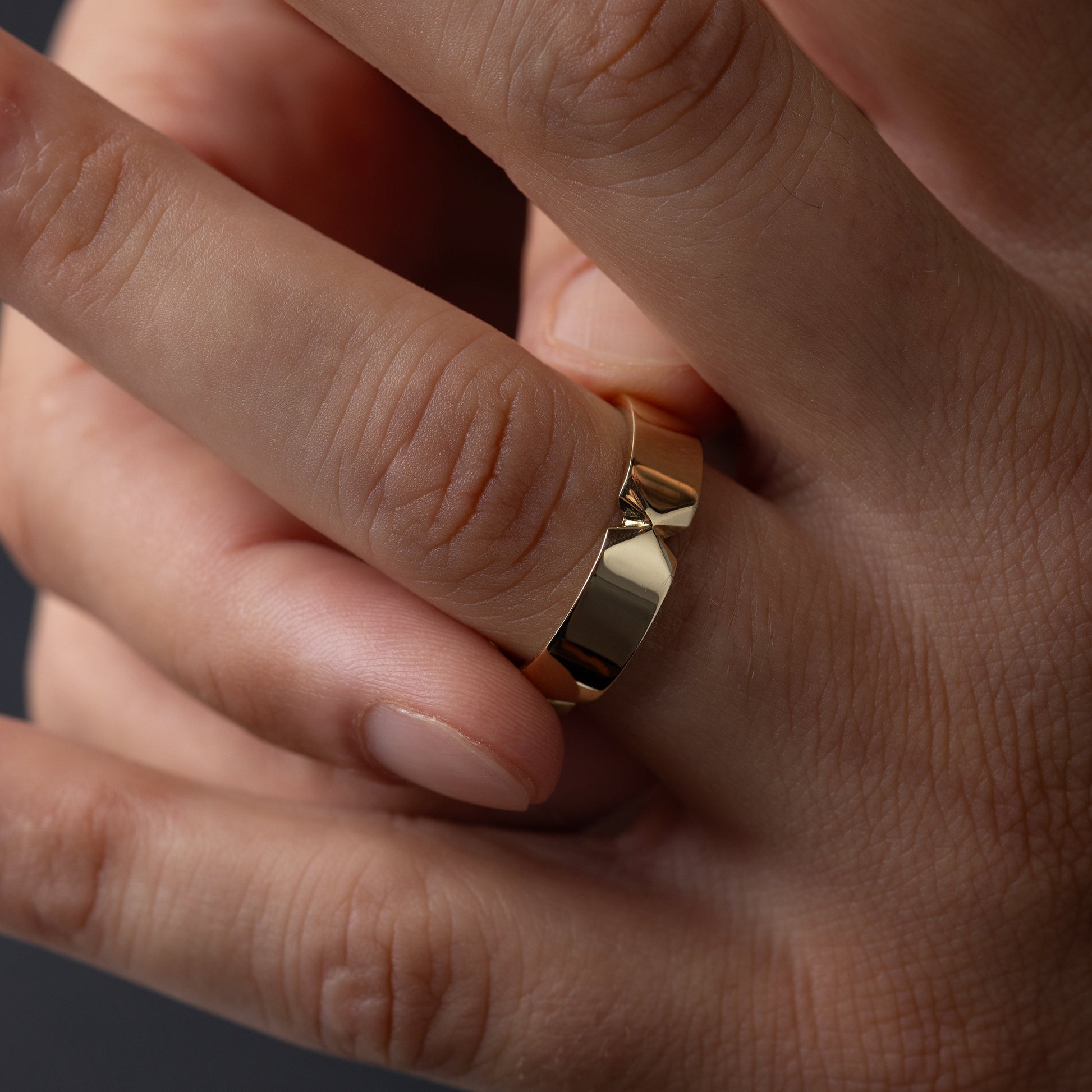 Classic- Men's Wedding Band