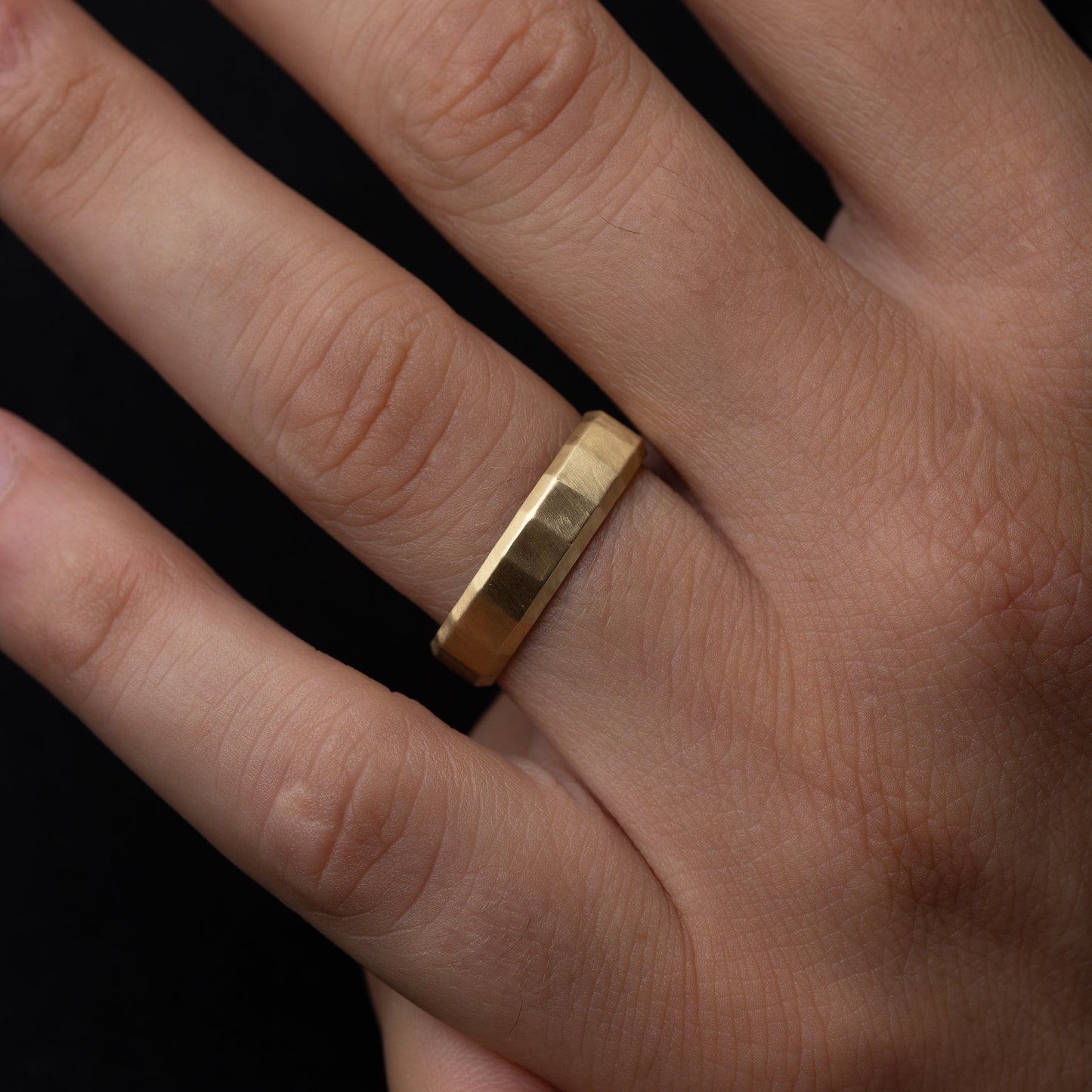 Classic- Men's Wedding Band