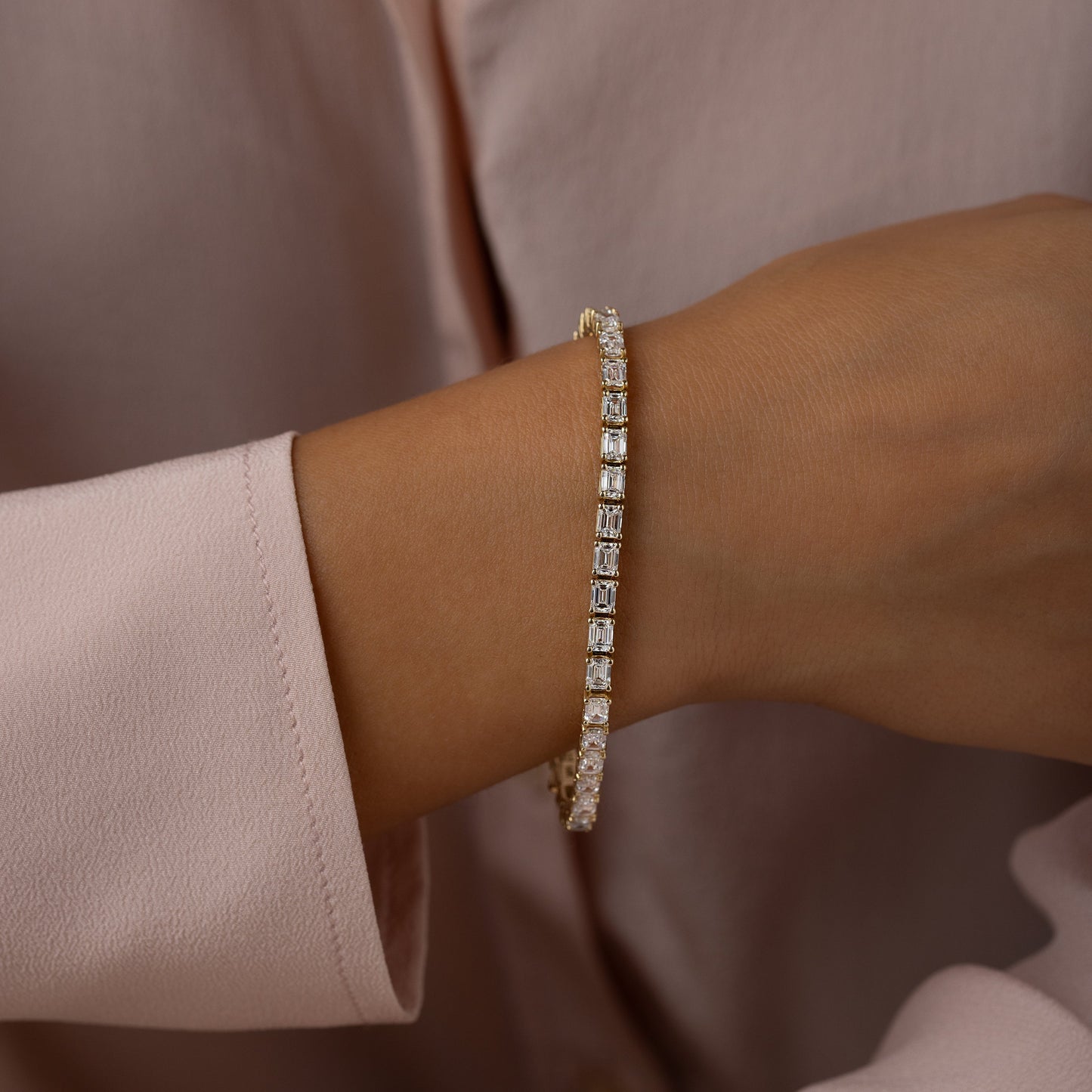 Solitaire Bezel-1.0 CT Oval Lab Grown Diamond Bracelets