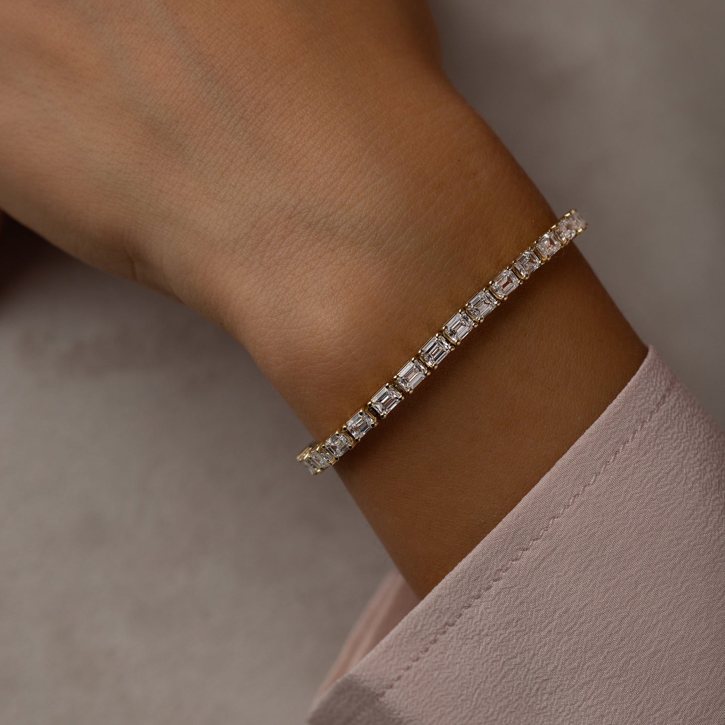 Solitaire Bezel-1.0 CT Oval Lab Grown Diamond Bracelets