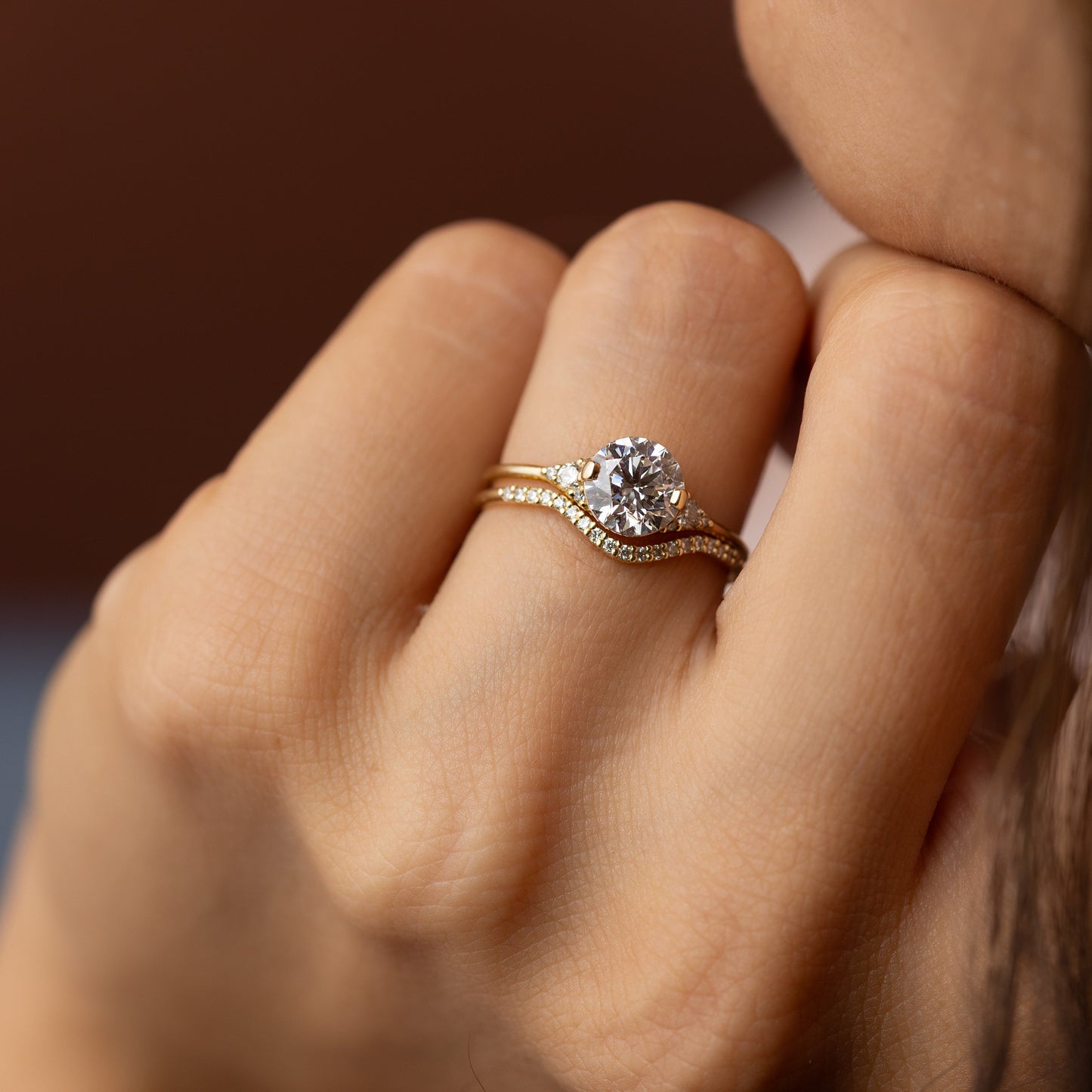 Cluster & Two Prong-Round Lab Grown Diamond Engagement Ring
